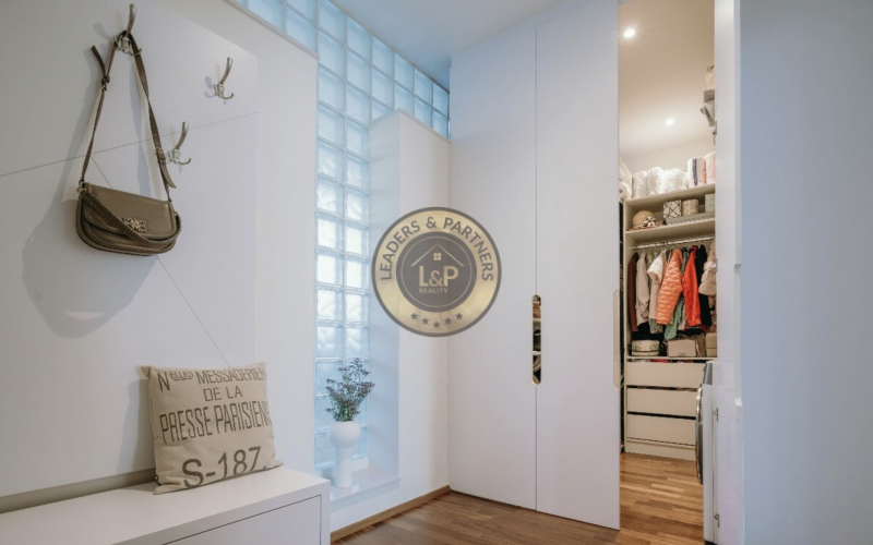 NA PREDAJ, Veľkometrážny 2-izb. byt v prémiovej lokalite