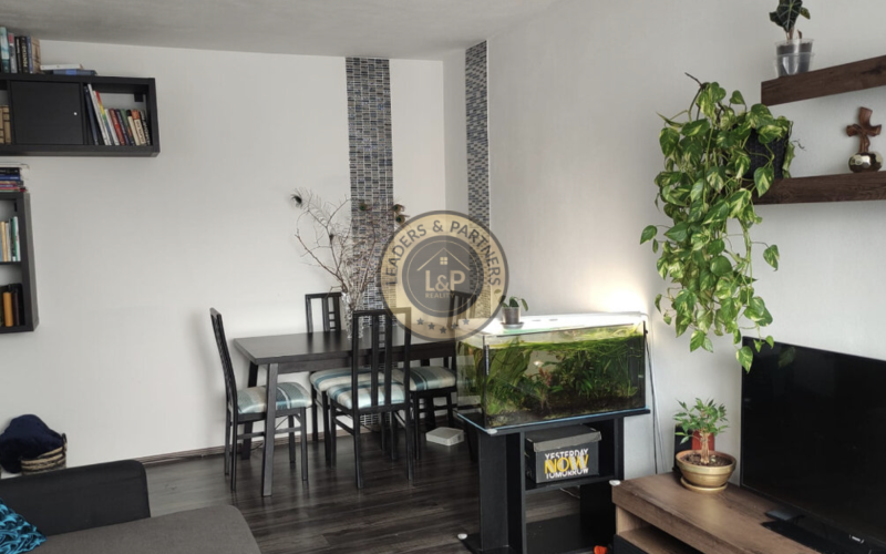 NA PREDAJ, 2-izb. byt v top lokalite