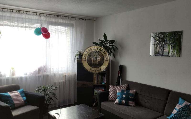 NA PREDAJ, 2-izb. byt v top lokalite