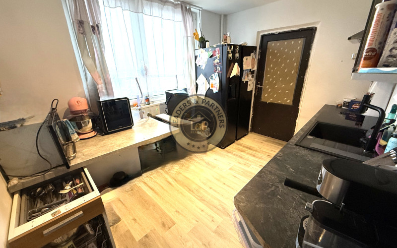 Na predaj 3iz. byt s 3 loggiami v Trnave  ( A. Kubinu)