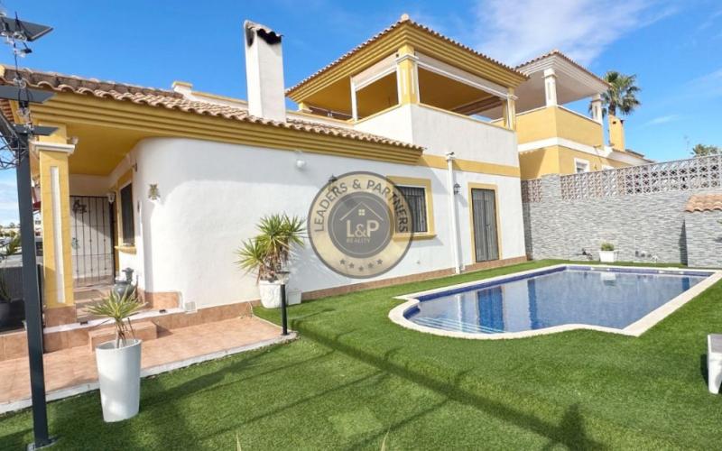 Dom 3+1 Orihuela Costa-Vistabella Golf, Španielsko