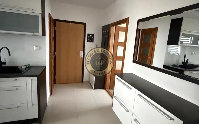 Na prenájom 3iz. byt po kompletnej rekonštrukcii v Senici