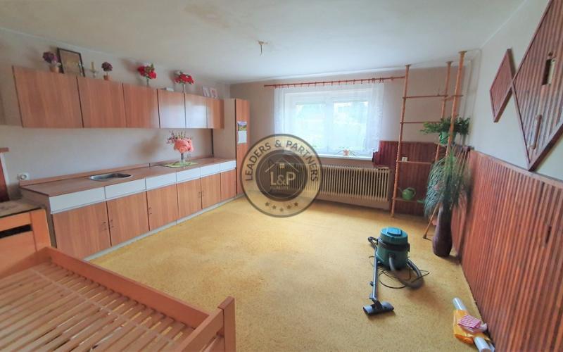 PREDAJ: veľký 2 poschodový rodinný dom Šuňava s výhľadom na Vysoké Tatry