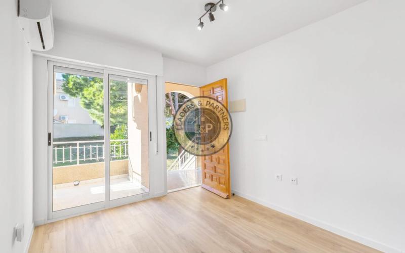 Apartmán 3+kk Torrevieja-Torreblanca, Španielsko