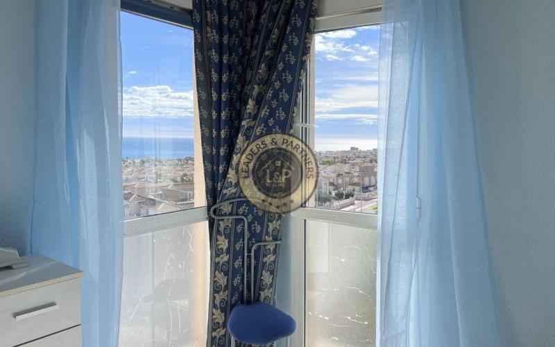 Dvojpodlažný apartmán 3+kk Torrevieja-Torreblanca, Španielsko