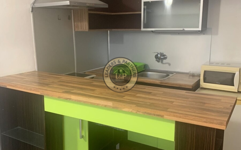 NA PREDAJ - Garsónka blízko centra - Humenné