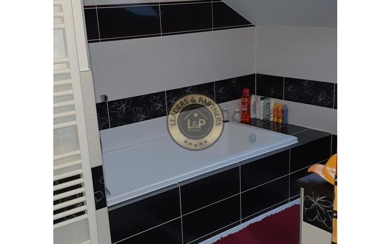 Na prenájom 5iz. rodinný dom  v Stupave