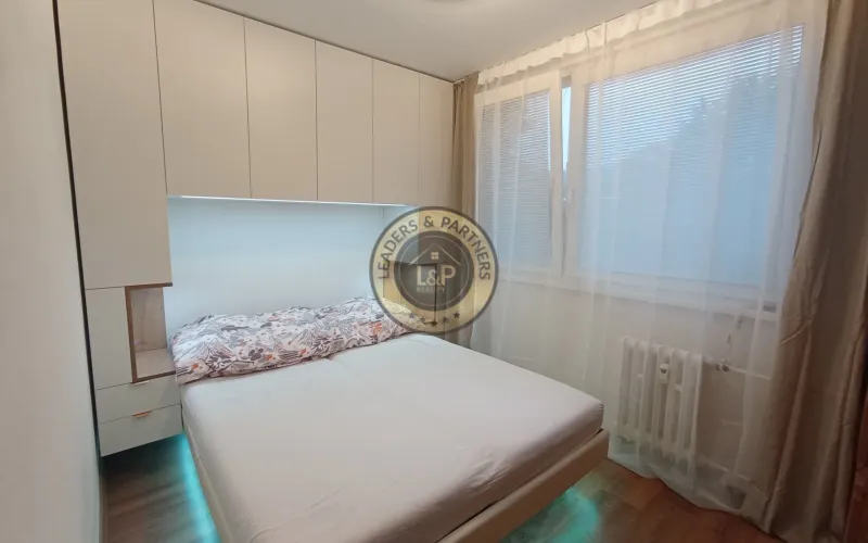 NA PREDAJ, 2-izb. byt po kompletnej rekonštrukcii, BA IV