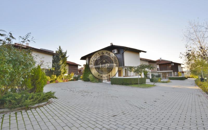 Dom 4+kk Burgas-Kosharitca, Bulharsko