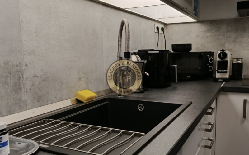 NA PREDAJ, zrekonštruovaný 2-izb. byt, BA IV