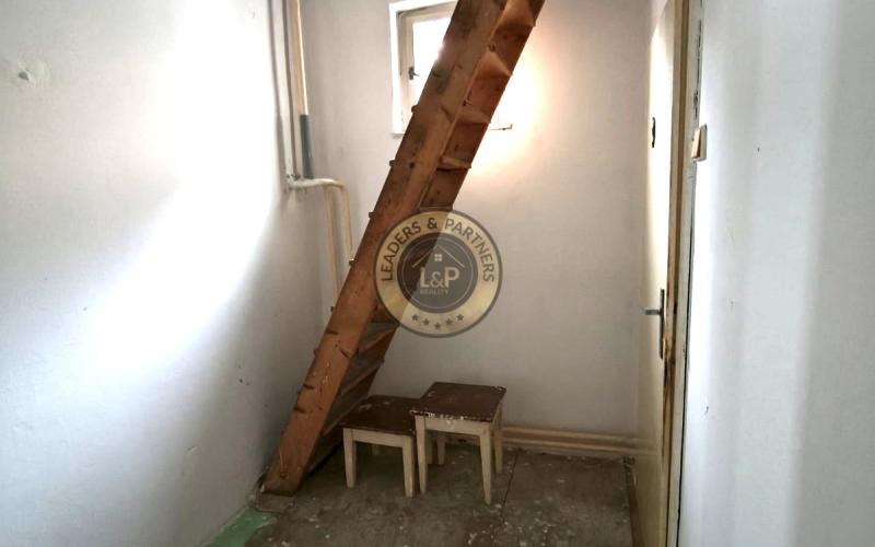 Na predaj rodinný dom v obci Šulekovo ( Hlohovec)