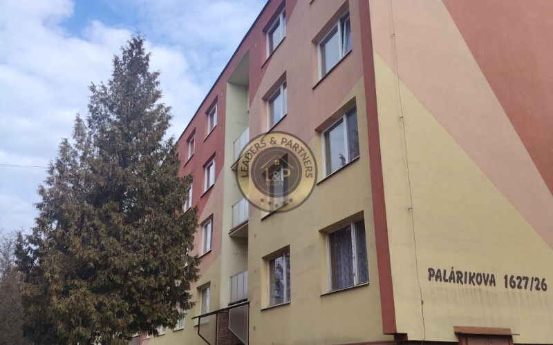 NA PREDAJ - 3 izbový byt s balkónom - Sídlisko II - Snina