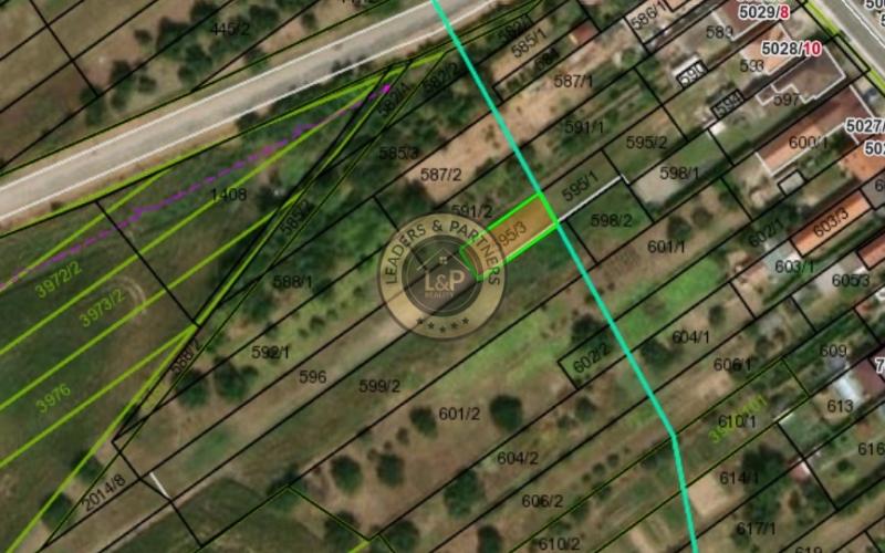 Na predaj investičný pozemok v  Hrnčiarovciach nad Parnou