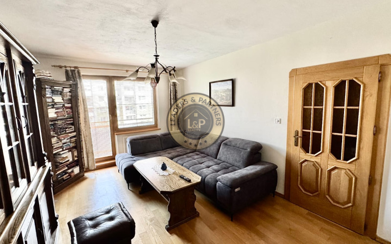 Na predaj - priestranný 3 izbový byt s balkónom - Humenné