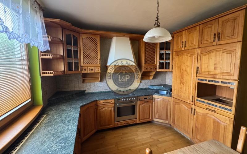 Na predaj - priestranný 3 izbový byt s balkónom - Humenné