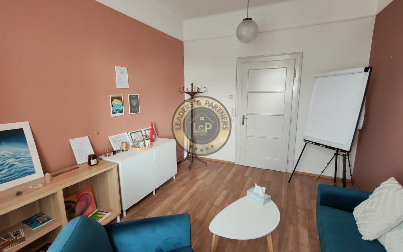 Kancelária v centre Senca na prenájom-14 m2,Lichnerova ulica