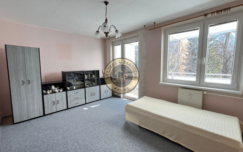 NA PREDAJ - 3 izbový byt s balkónom - Sídlisko II - Snina