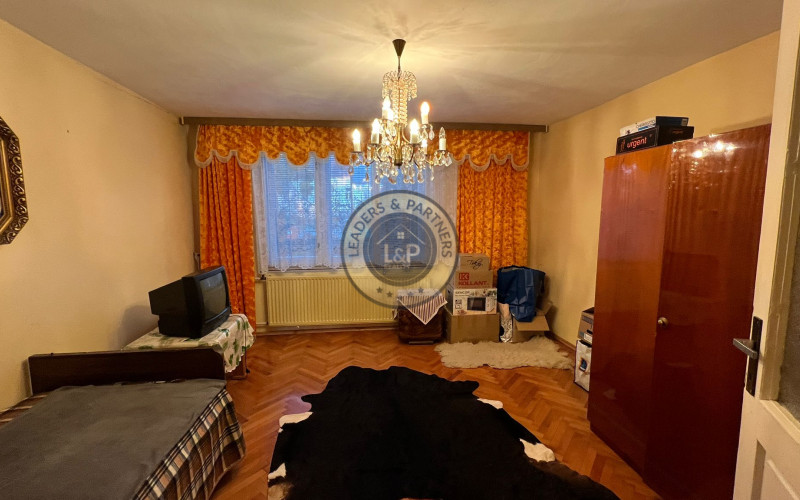 NA PREDAJ - Rodinný dom s možnosťou podnikania - Staré