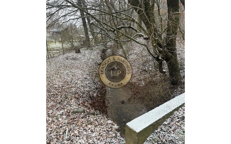 Predaj -pozemok vhodný na výstavbu RD  na Majdáne (Lošonec)