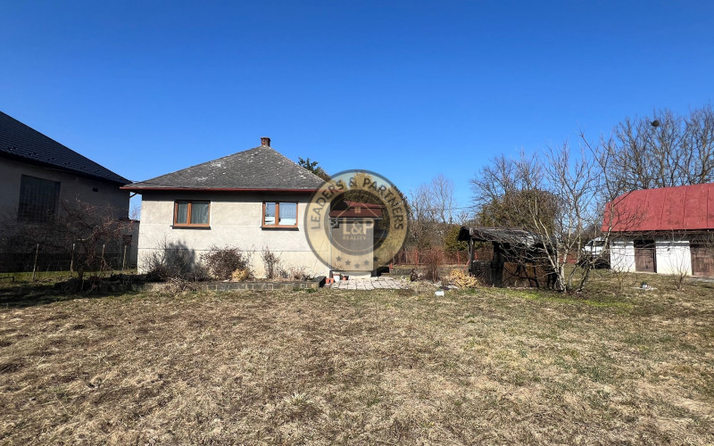 NA PREDAJ-Rodinný dom v Lipníkoch ideálny na rekonštrukciu