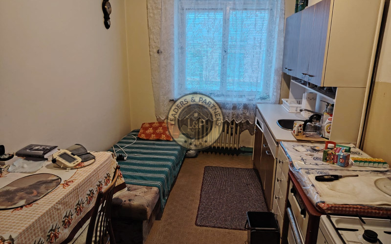 Na predaj - 3 izbový byt pripravený na premenu - Snina