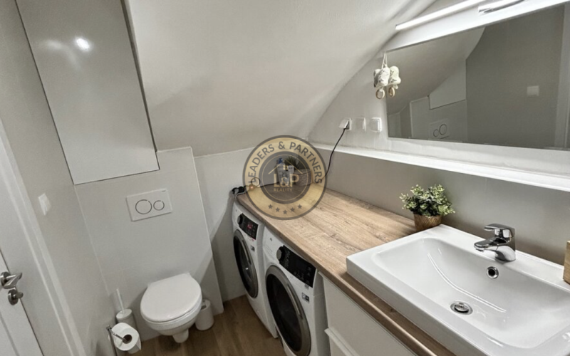 NA PREDAJ, 3-izb. byt so záhradou a parkovaním