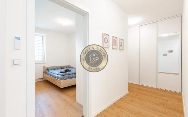 NA PREDAJ, moderný 3-izb. byt v Starom Meste