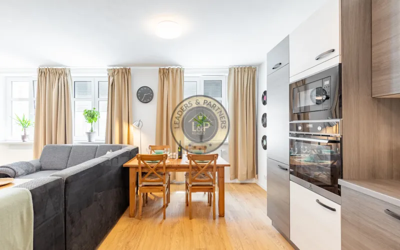 NA PREDAJ, moderný 3-izb. byt v Starom Meste