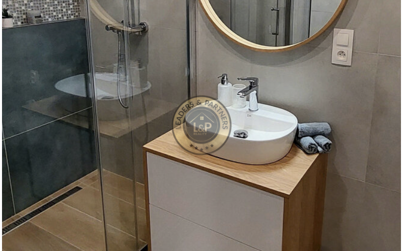 PRENÁJOM, Trieda SNP, Zrekonštruovaný 2-izb. byt