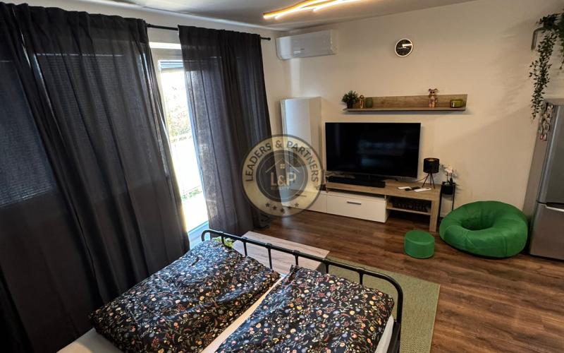 NA PREDAJ, útulný 1-izbový byt v Rači