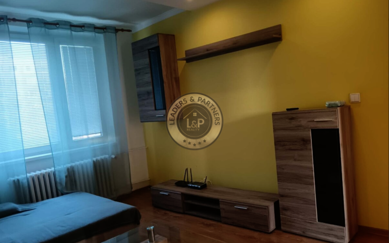 Moderný 2-izbový byt s výhľadom na zeleň, Nad jazerom