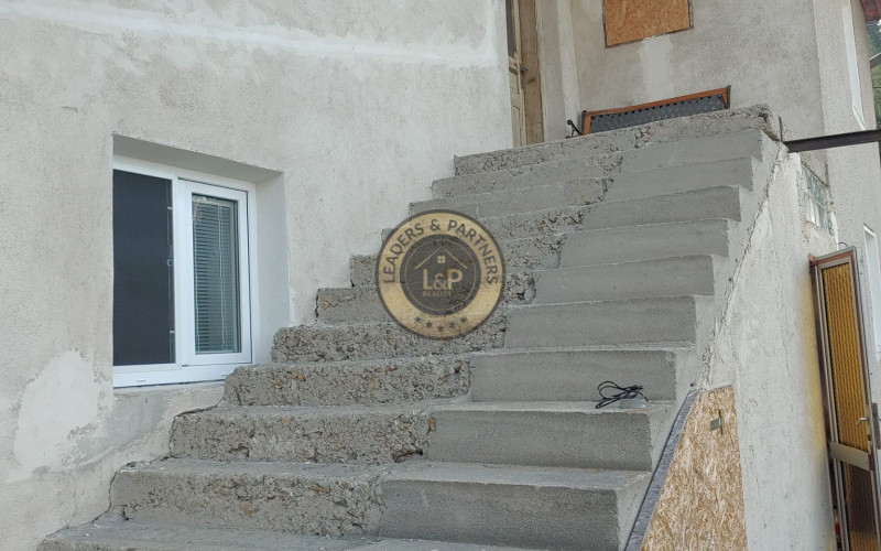 Rodinný dom v obci Pohorelá na predaj, 2 bytové jednotky