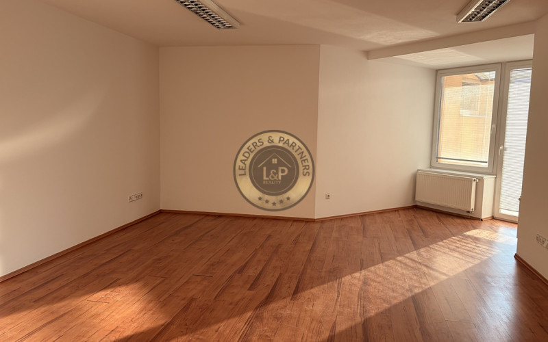 Kancelária na prenájom v centre Senca-Lichnerova-pešia zóna