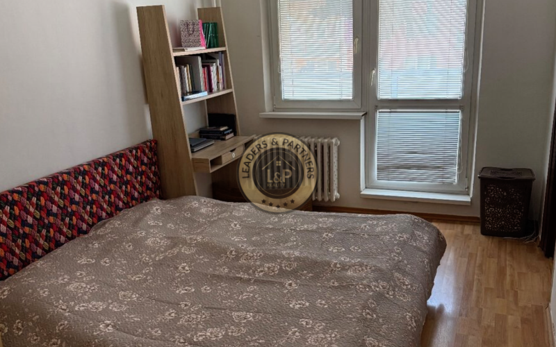 Priestranný 3,5-izbový byt v pokojnej lokalite - Nad jazerom