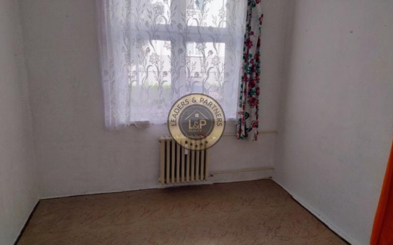 NA PREDAJ 1,5-izb. byt s predzáhradkou, BA III