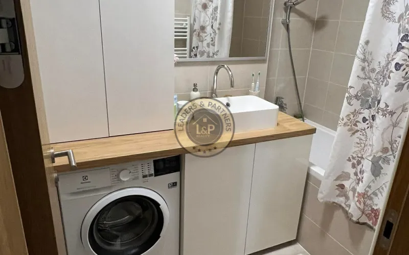 JARABINKY, zariadený 2-izb. byt blízko centra NA PREDAJ