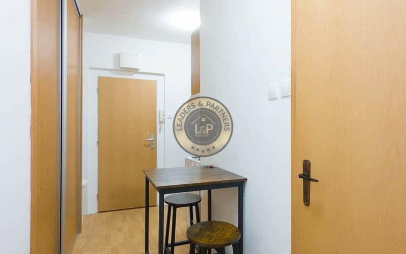 NA PRENÁJOM 1-izbový byt v lokalite Rača-Vinohrady