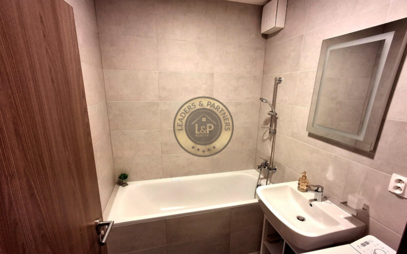 2-izbový byt s veľkou loggiou v centre - Mlynská Bašta