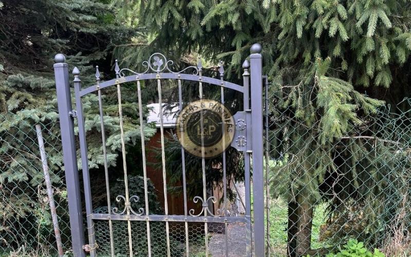 Na predaj chatka s pozemkom Trstín - Rosuchov