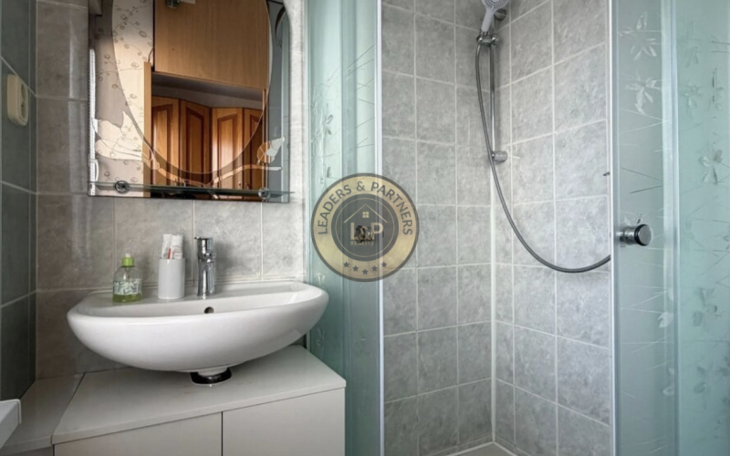 NA PREDAJ, 4-izb. byt s balónom, Obchodná, KE II