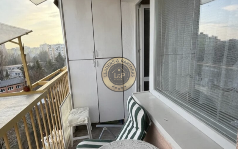 NA PREDAJ, 4-izb. byt s balónom, Obchodná, KE II