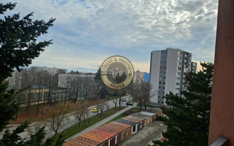 Moderný 1-izbový byt s loggiou a klimatizáciou -Terasa,