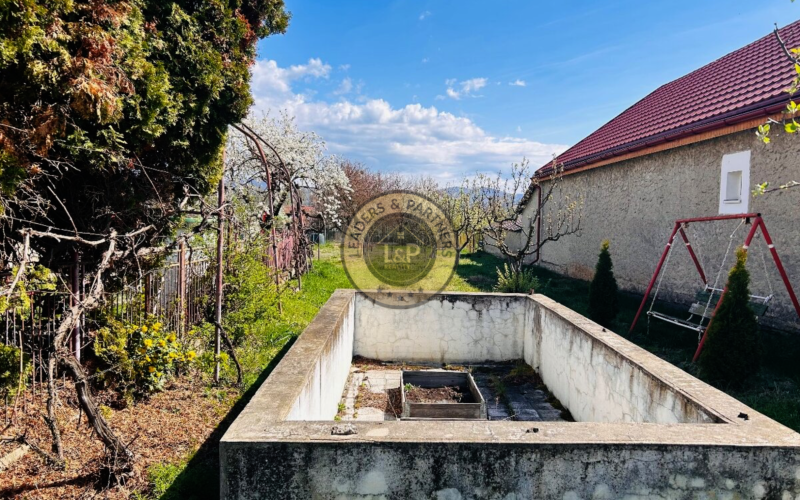 Investičná príležitosť: dom s veľkým pozemkom