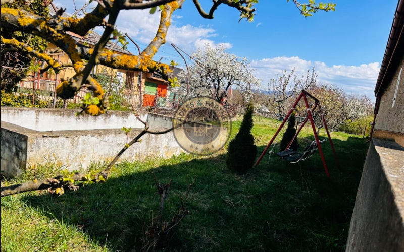 Investičná príležitosť: dom s veľkým pozemkom