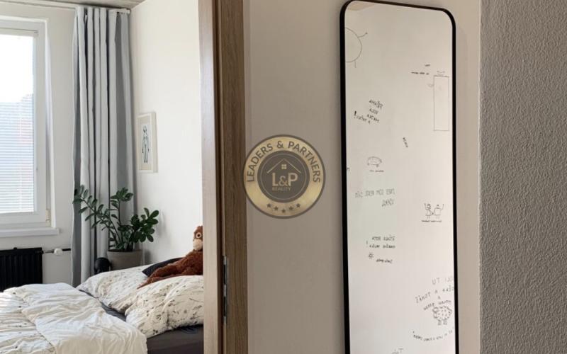 PRENÁJOM : 1,5 izbový byt⎢Nad Jazerom⎢Zariadený