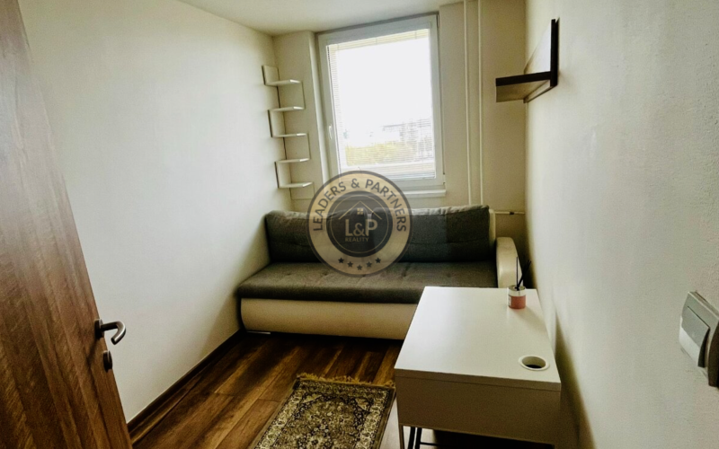 Svetlý 3-izbový byt | balkón | klíma | pripravený na bývanie