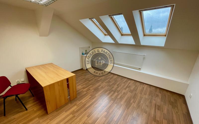 Prenájom kancelárie 17,5 m² – Moyzesova, Košice