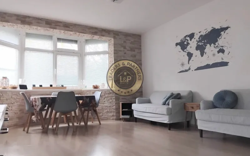 NA PREDAJ, 2-izb. byt s parkovaním, BA II