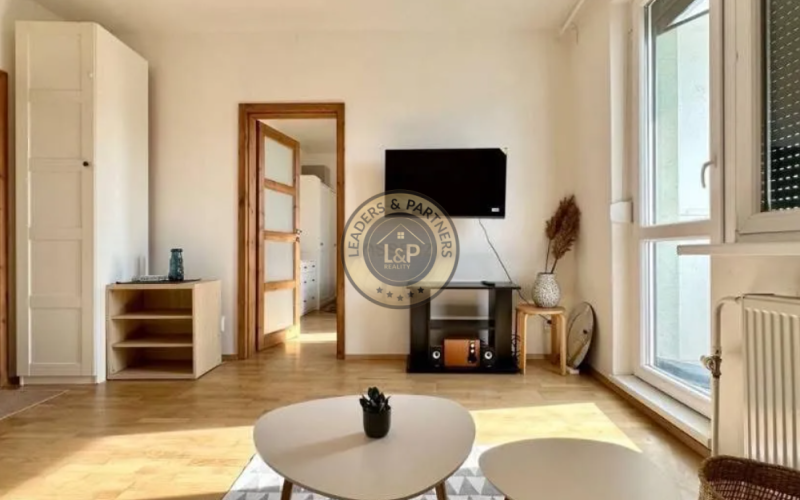 NA PRENÁJOM - Útulná moderná dvojgarzónka