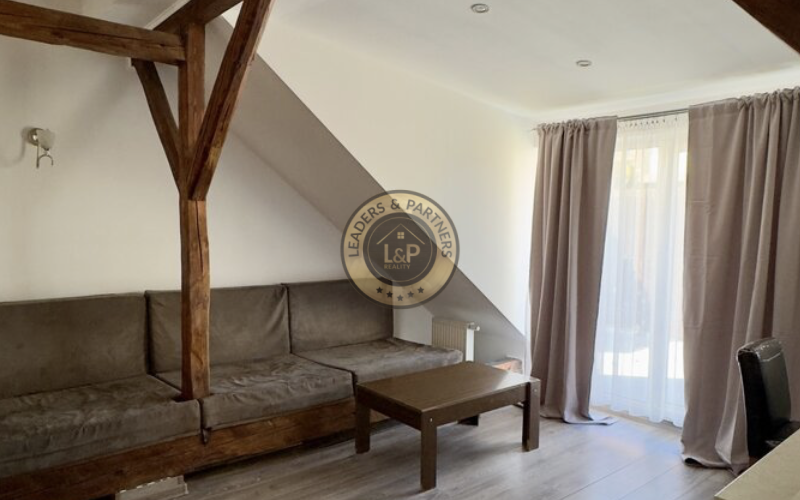 NA PRENÁJOM, 2,5-izb. byt na ulici Franckova